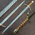 Beauiful Custom Handmade Damascus Steel Hunting Sword Handle Artwork Olive with Rose Wood & Brass Guard