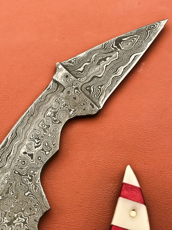 Sizzling Custom Handmade Damascus Steel Hunting Knife Handle USA Flag Design Bone & Wood - Image 3