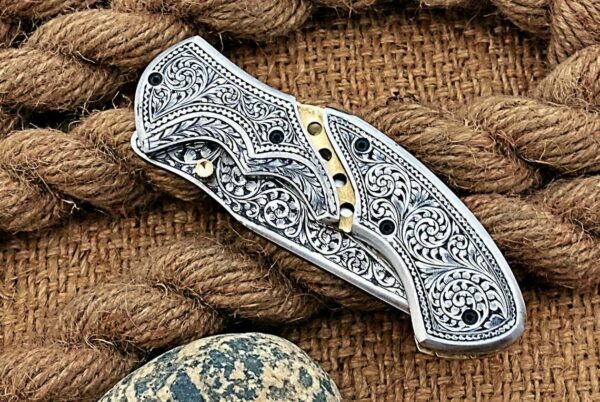 Beautiful Custom Handmade Engraved Pocket Folding Knife - Image 2